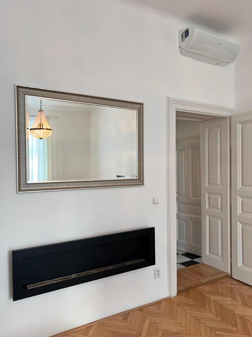 Stylish Flat In City Centre Bratislava Exteriér fotografie